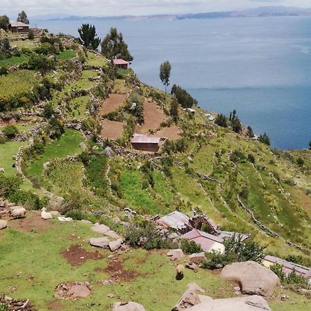 Taquile Hospedaje Mario Huillanopampa Luaran gambar