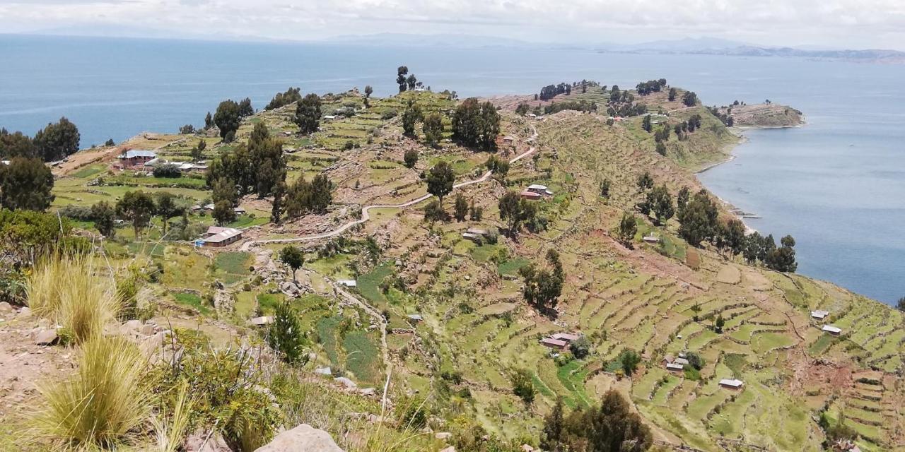 Taquile Hospedaje Mario Huillanopampa Luaran gambar