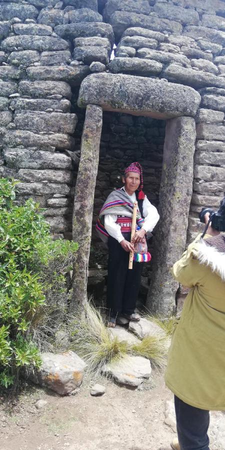 Taquile Hospedaje Mario Huillanopampa Luaran gambar