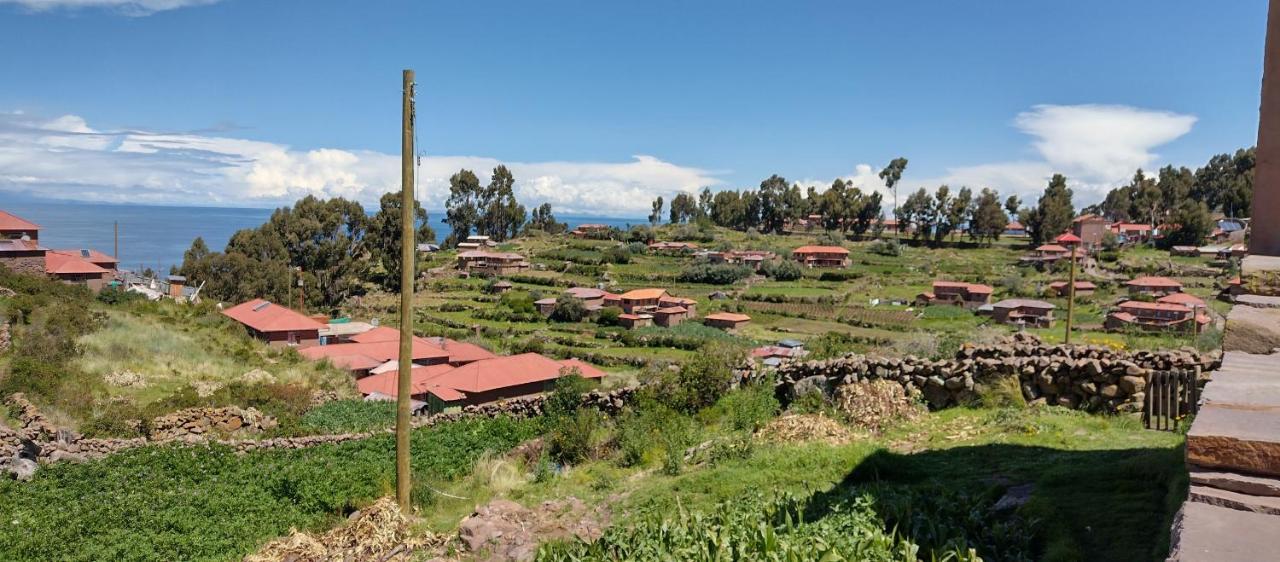 Taquile Hospedaje Mario Huillanopampa Luaran gambar