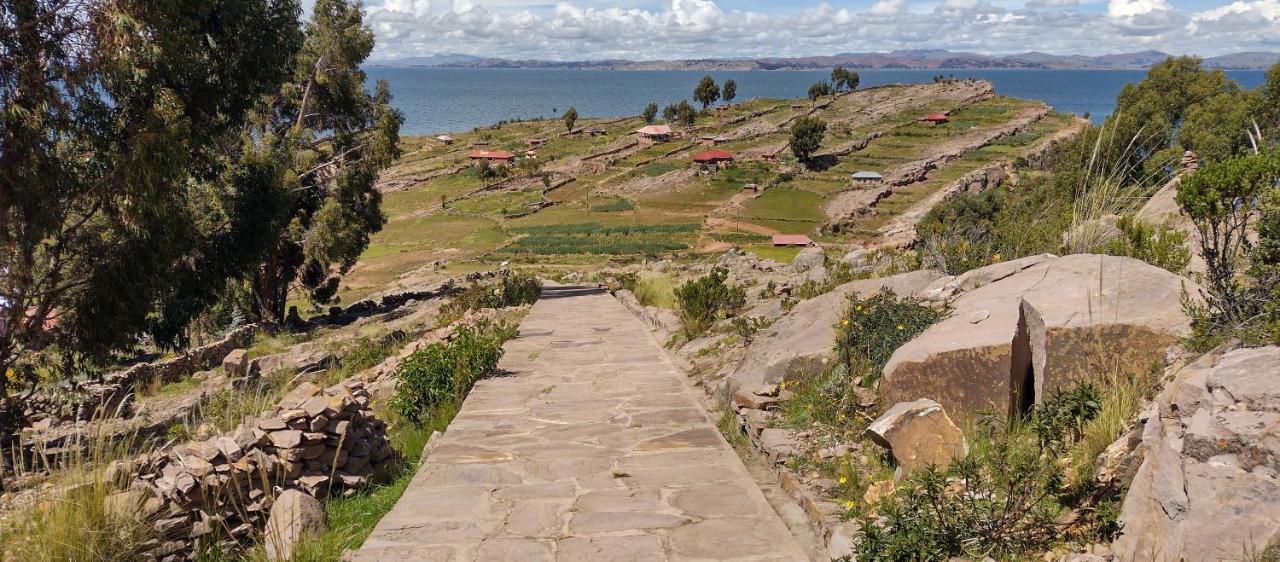 Taquile Hospedaje Mario Huillanopampa Luaran gambar