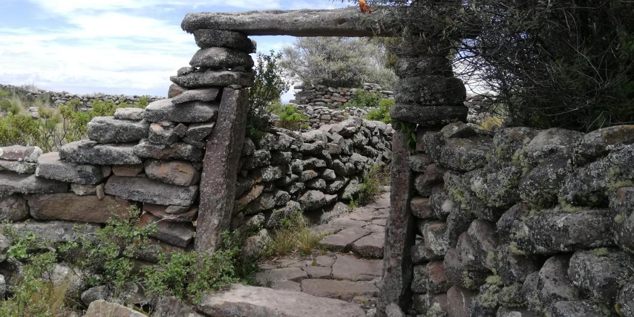 Taquile Hospedaje Mario Huillanopampa Luaran gambar